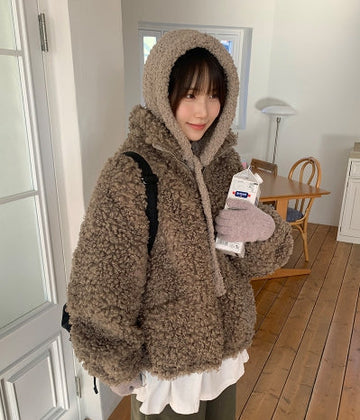 Yuyuri Fluffy Fur High Neck Over Zip-up Jumper